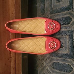 Micheal Kors flats